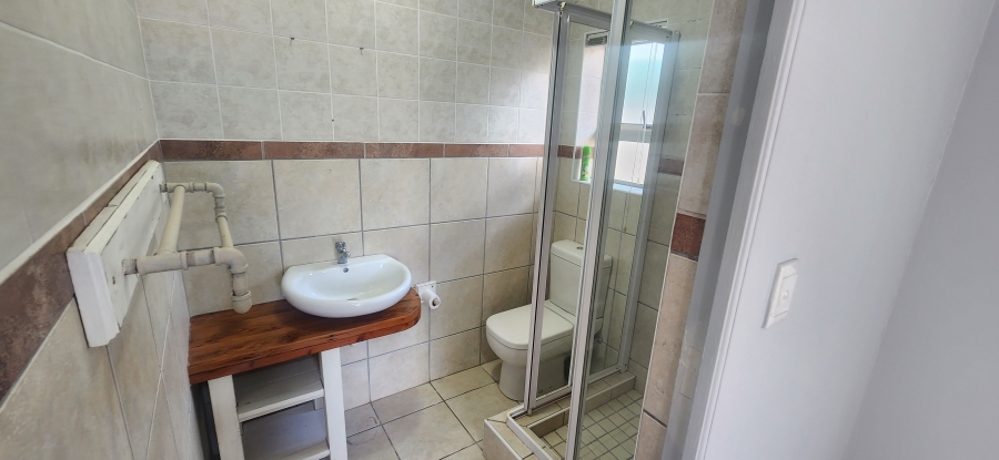 6 Bedroom Property for Sale in Dana Bay Western Cape